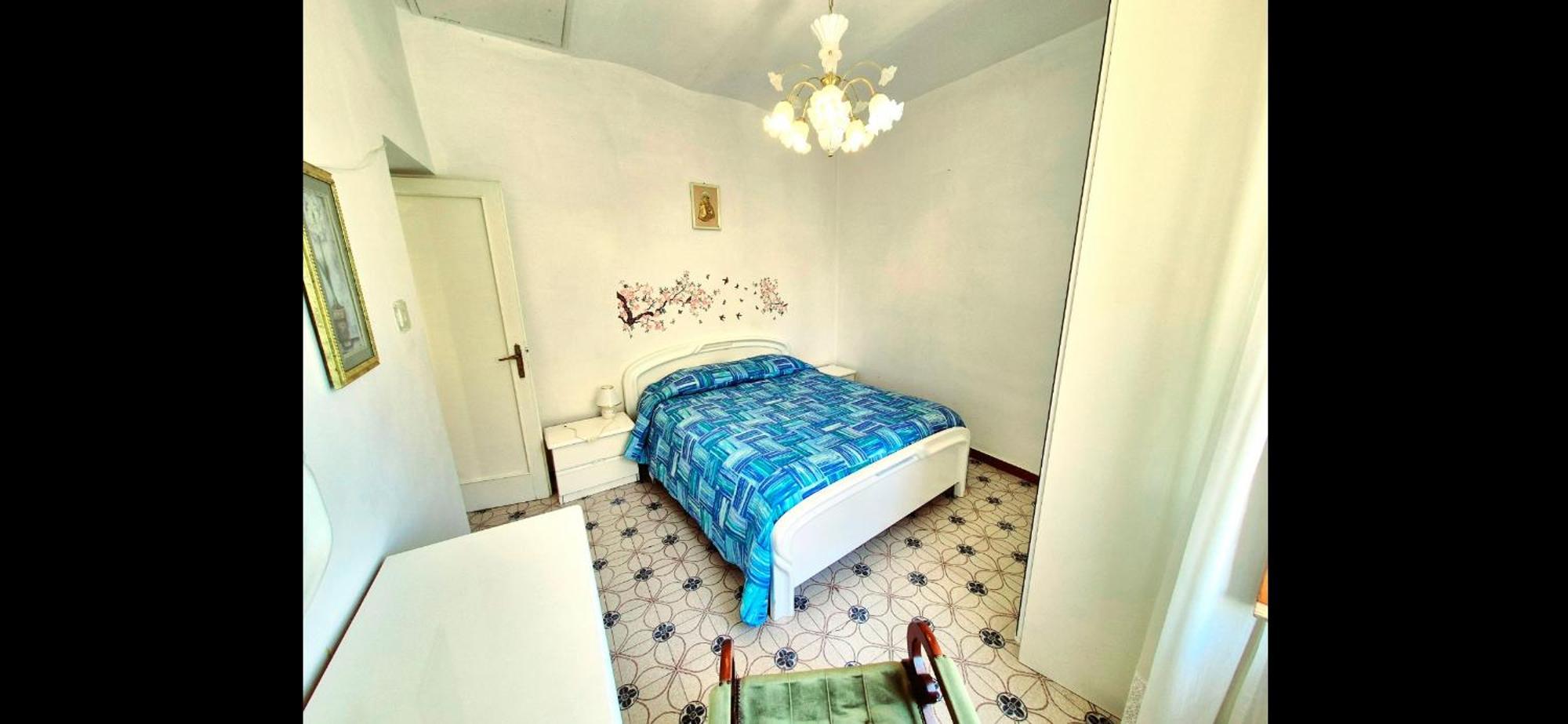 Appartamento La Casa In Piazza Toffia Esterno foto
