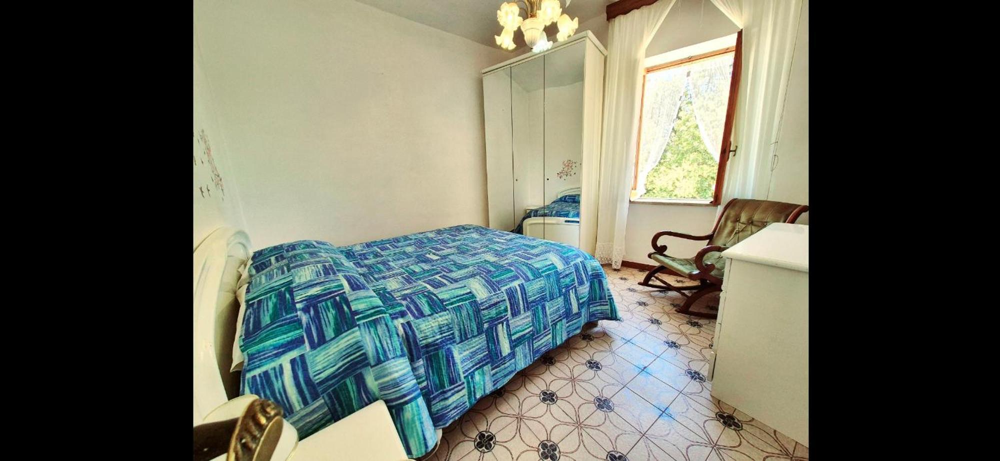 Appartamento La Casa In Piazza Toffia Esterno foto